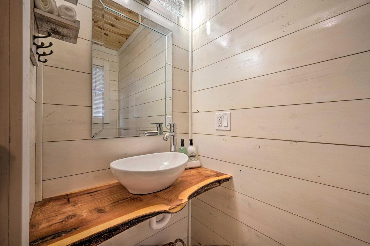 Romantic Broken Bow Cabin With Jacuzzi And Fire Pit! Exteriör bild
